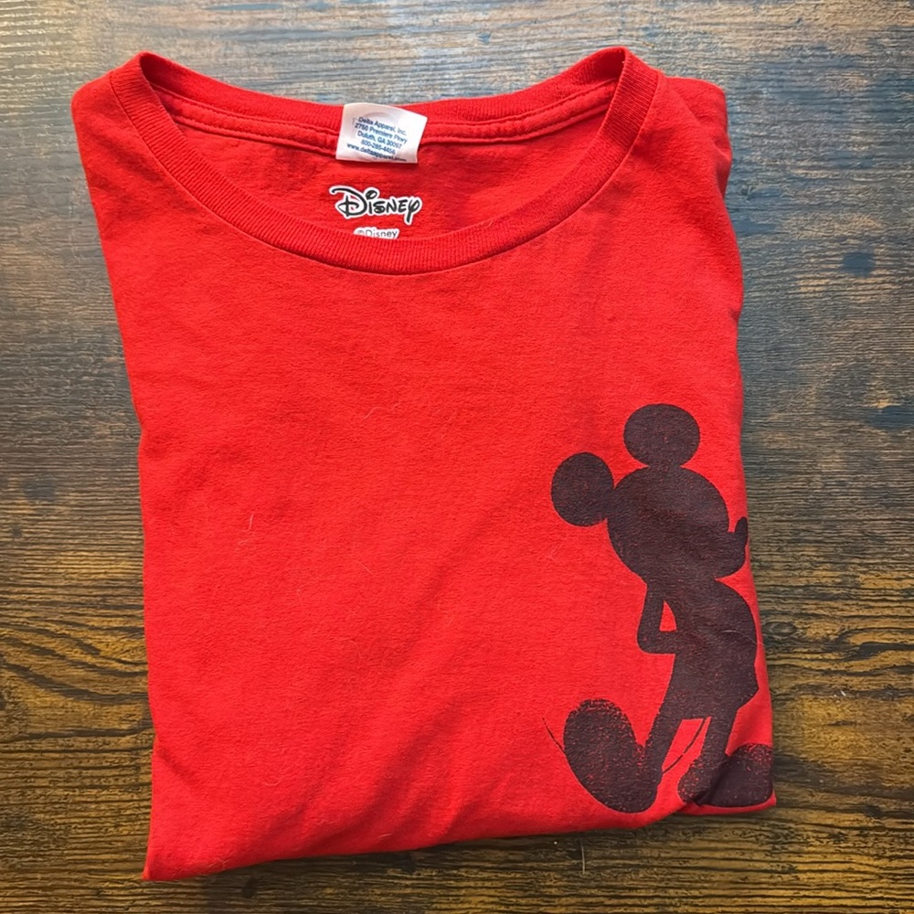 Disney Short Sleeve Shirt, Brand: Disney, Color: Red and Black